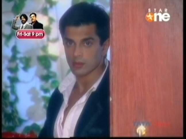 33699_159686897386748_154546784567426_365671_5660312_n - xxKaran Singh Grover-Armaanxx