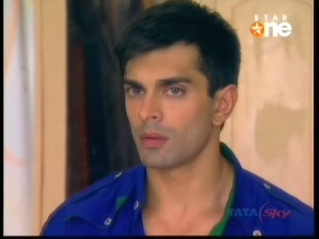 33914_159690177386420_154546784567426_365718_5630431_n - xxKaran Singh Grover-Armaanxx