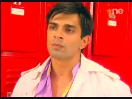 39537_158766567478781_154546784567426_361278_5558933_n - xxKaran Singh Grover-Armaanxx