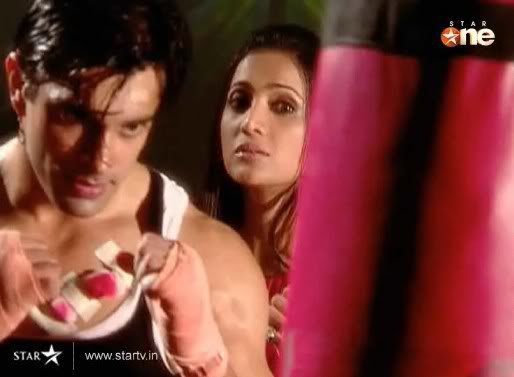 179438_185122541509850_154546784567426_519921_8295242_n - xxKaran  si Shilpaxx