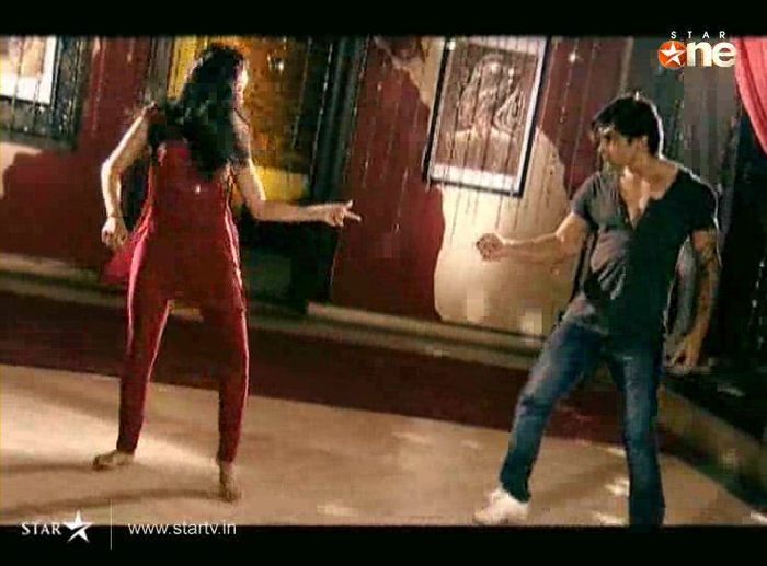 192023_196146930407411_154546784567426_589411_1056959_o - xxKaran  si Shilpaxx