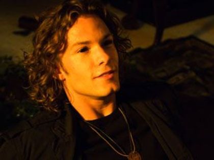 6771443_gal - Kyle Schmid in Blood Ties