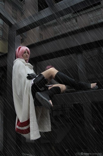 sakura_under_the_rain_by_sakura_neechan18