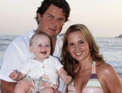 030706michellevieth03tx6