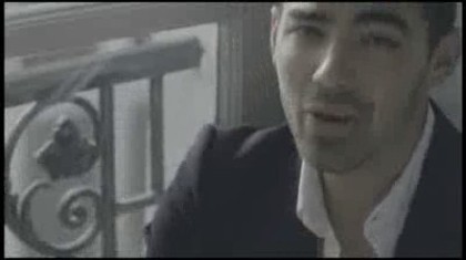 bscap0111 - Joe Jonas - Just In Love music video