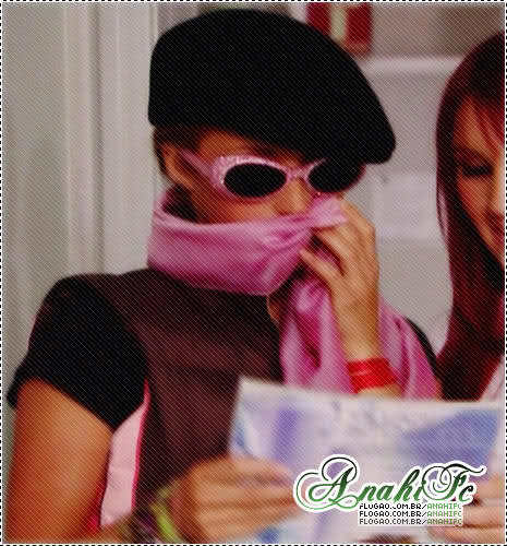 20p4pj7 - Anahi