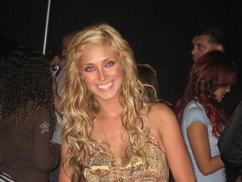 76063rx9 - Anahi