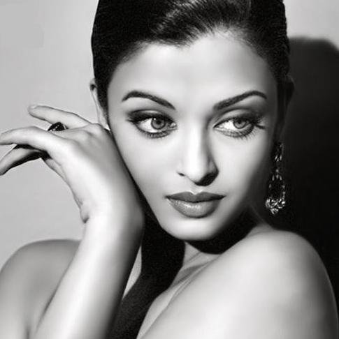 230580_162264590502903_100001580882735_388940_2830951_n - 00 Aishwaria ray - poze rare