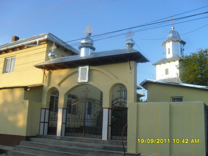 SDC11888 - Biserica SF Nicolae Zanesti