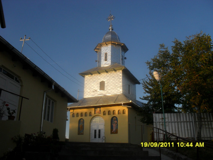 SDC11895 - Biserica SF Nicolae Zanesti