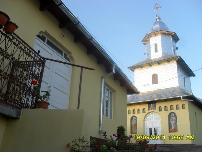 SDC11928 - Biserica SF Nicolae Zanesti
