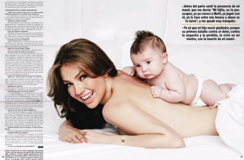 12 - Thalia ni-l prezinta pe Matthew Alejandro in revista HOLA