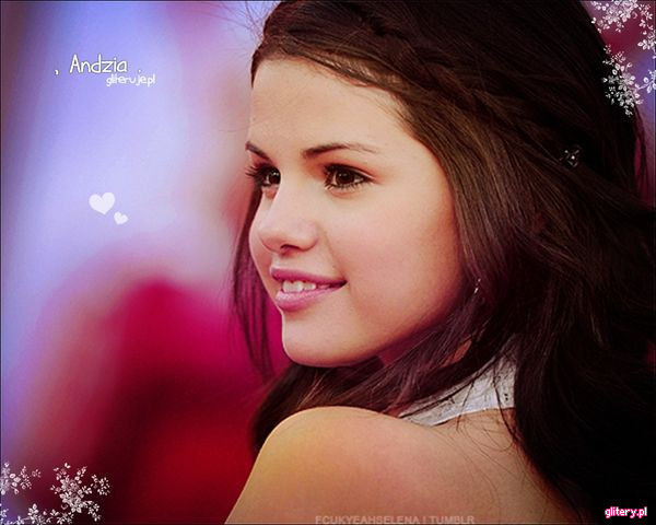45593012_REUKSLELP - selena gomez