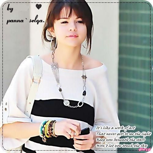 47499506_IUAWLFEOY - selena gomez