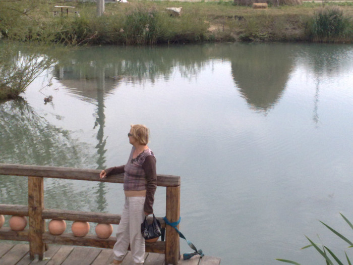 un lac cu pàstràvi lingà Hàrman