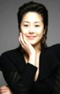 297692_185944428143702_136842533053892_409509_1986400_s - Ko Hyun Jung