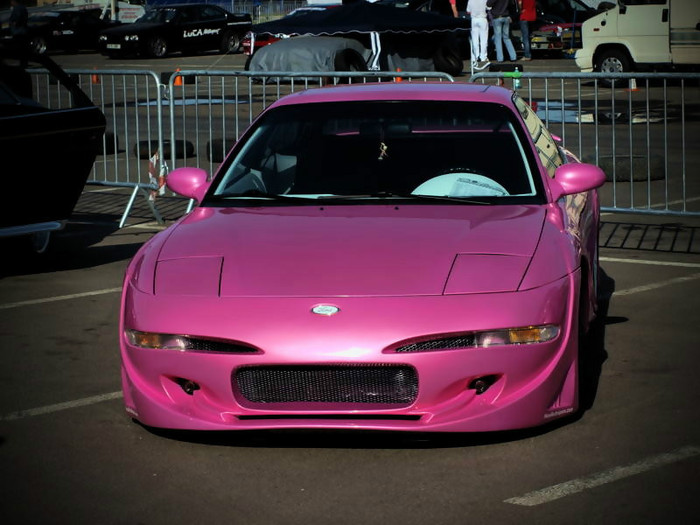 pink-ford-probe-by-ramona-84bb64b0b7d00cb55-920-0-1-95-0[1] - masini tunate