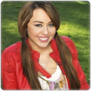 Miley Cyrus-in natura - Editia 3
