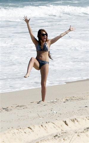 akm4593_59178 - Miley l plaja