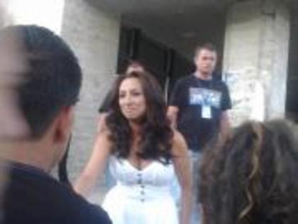 301528_184527988287483_100001908491436_422580_6950281_a