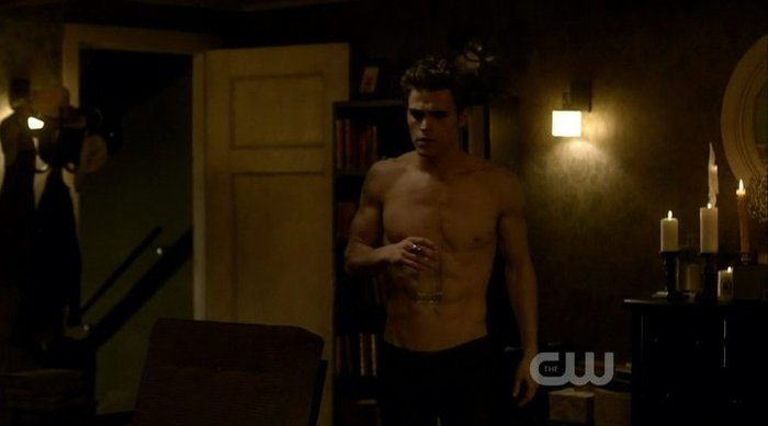 263859_100199313410720_100002619540266_396_2182398_n - Paul Wesley