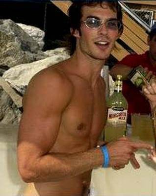 Ian-Somerhalder-ian-somerhalder-615548_318_400