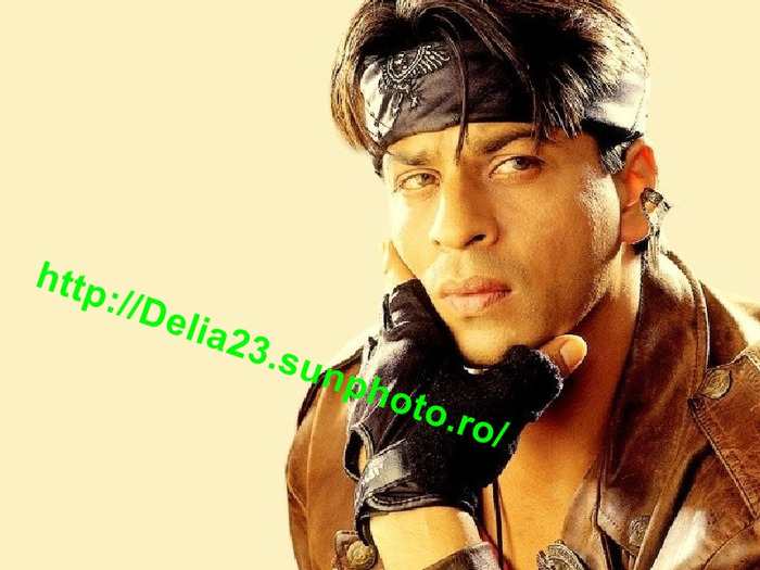 shahrukh_khan_wallpapers_069 - Shahrukh Khan