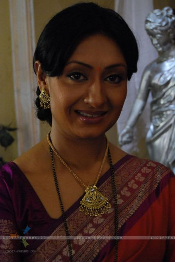 Natasha Rana-Ambika - personaje BIDAAI