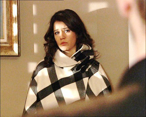 Beren-Saat-Ask-i-Memnu-beren-saat-24885635-500-400 - Mi-e dor de serial