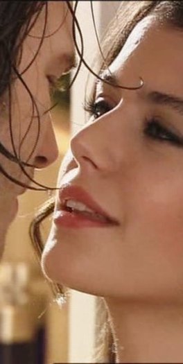 Beren-Saat-Ask-i-Memnu-beren-saat-24885648-363-720 - Mi-e dor de serial