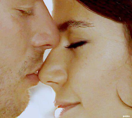 Beren-Saat-Ask-i-Memnu-beren-saat-24885649-446-398 - Mi-e dor de serial