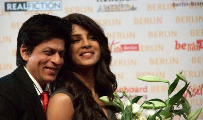 SRK, Priyanka Chopra at Don 2 Press Meet in Berlin (9) - pt pisica salbatica si veverita turbo