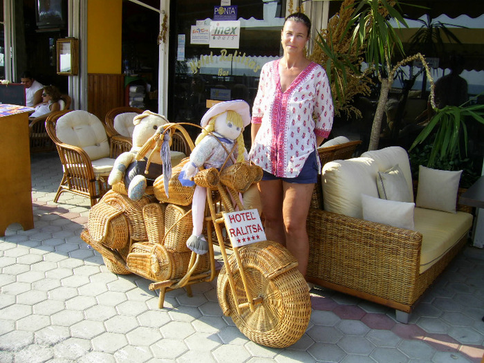 poze vechi si noi ... 009; eu, in grecia
