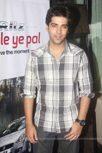 157896-kinshuk-mahajan-at-ritz-jee-le-ye-pal-press-meet-vie-lounge