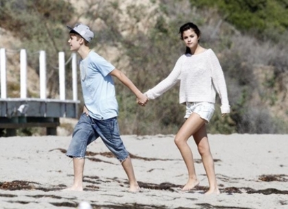  - 2011 Visiting Paradise Cove in Malibu with Selena September 23rd