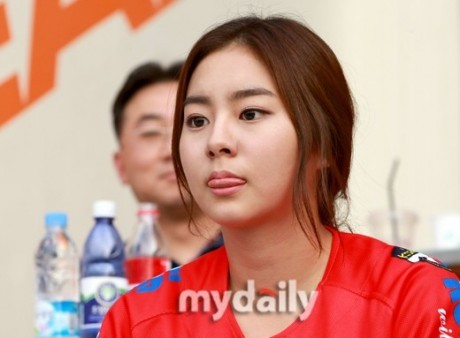 20100529_uee_3-460x338