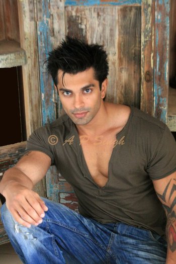 malik (17) - Karan Singh Grover DRArmaanMalik