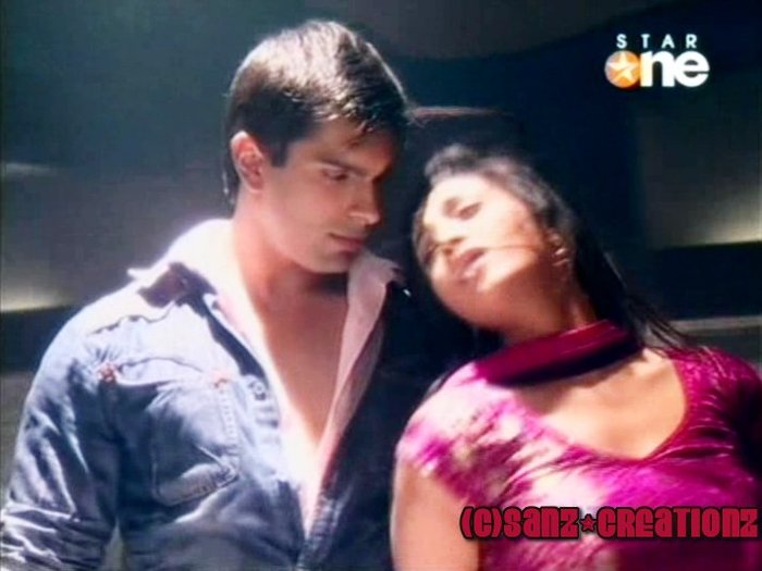 malik (98) - Karan Singh Grover DRArmaanMalik