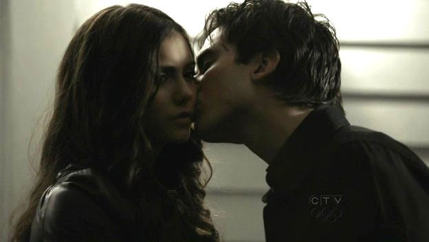 39245713_TSXDFATQE - The Vampires Diaries