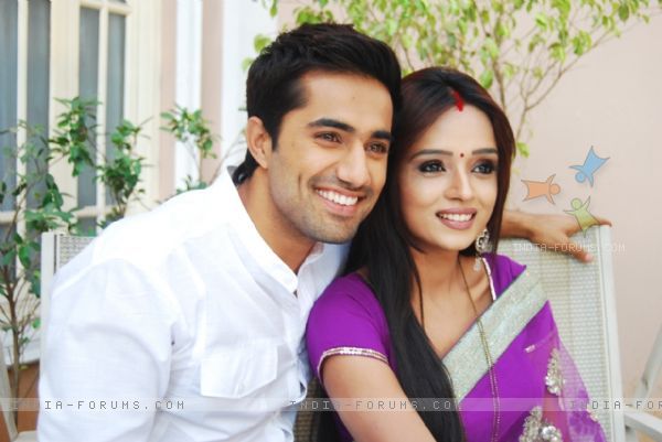 121674-still-image-of-abhay-and-surbhi - Aishwarya Ray si alte vedete indiene