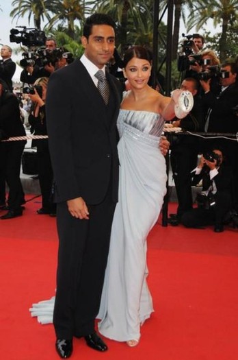 aishwarya-in-cannesiu