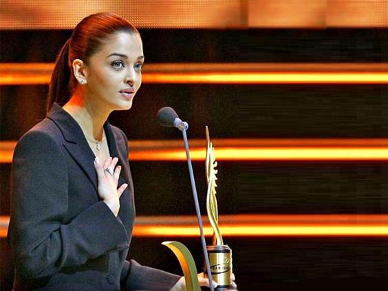 aishwarya-raiCA8I1JIH