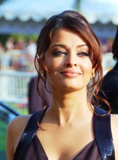 aishwarya-raityty - tot poze cu vedete