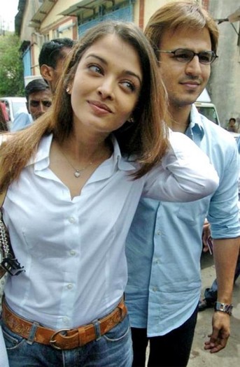 aish-without-makeup - tot poze cu vedete