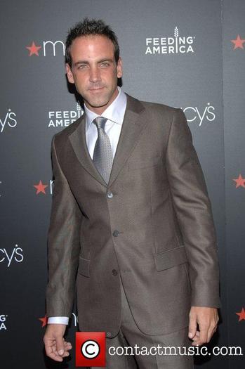 carlos_ponce_2576035 - Carlos Ponce