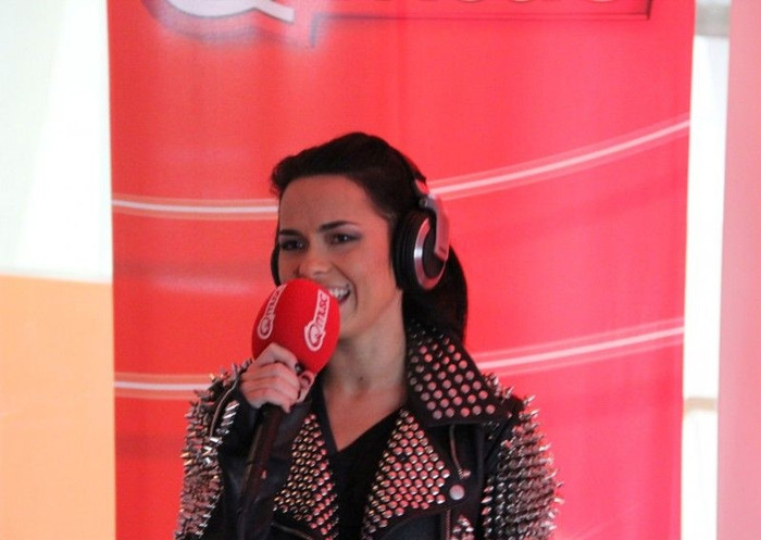 00235 - Inna at Q Music in Netherlands