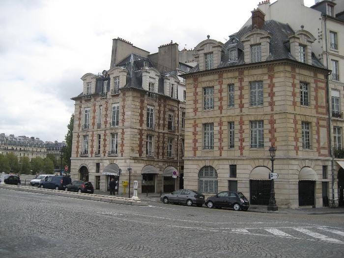 67 - paris