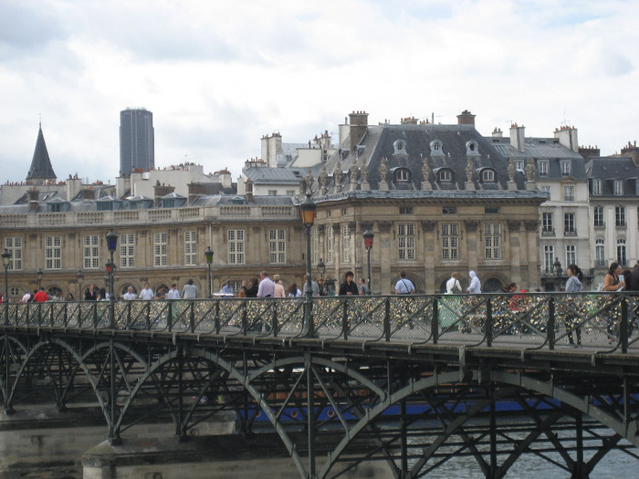70 - paris