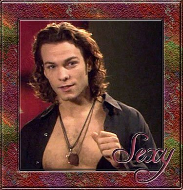 294333_167918889957706_100002187881117_345769_1883169398_n