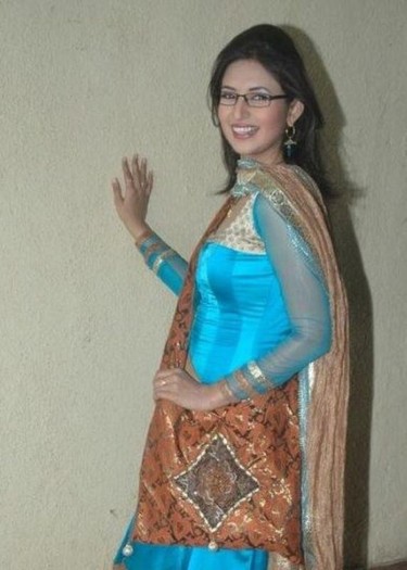 300643_10150298488336880_37941796879_7778749_1740503_n - Divyanka Tripathi